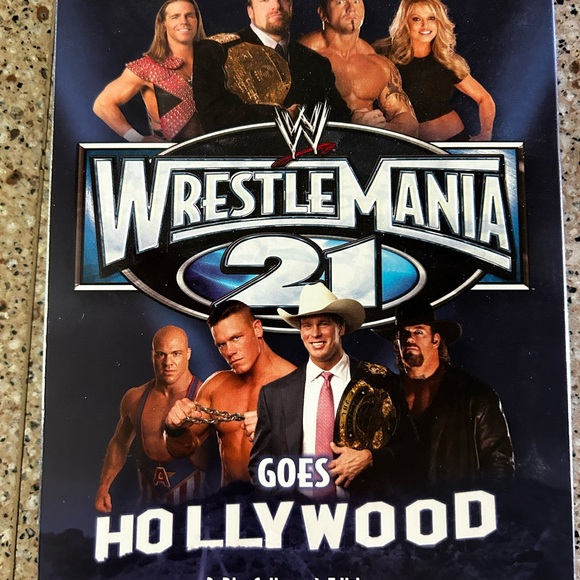 Wrestle Mania Goes Hollywood 2005 3-disc collector’s edition - Picture 1 of 7